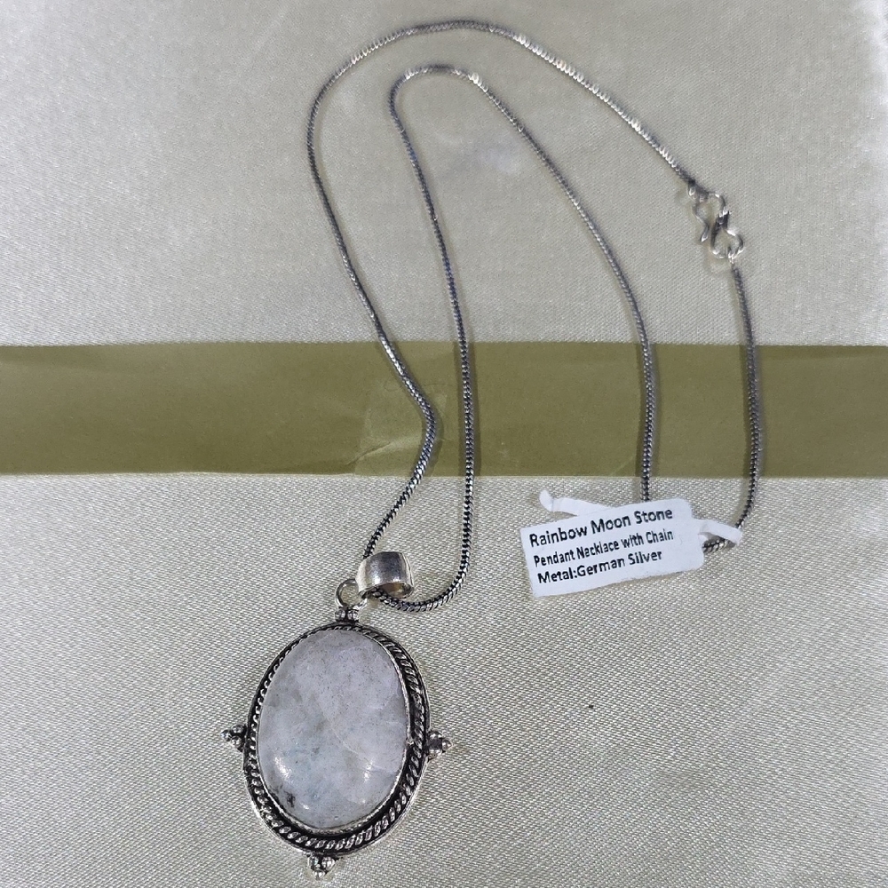 Silver Rainbow Moonstone Pendant Necklace
